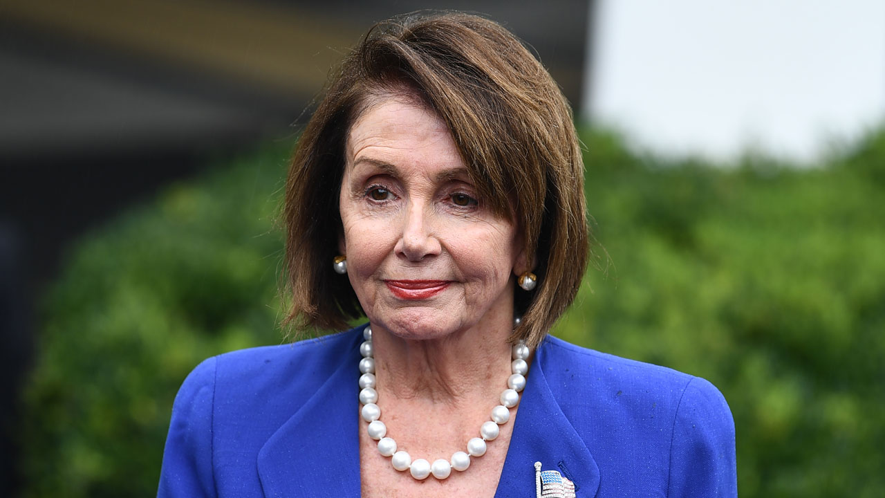 Trump Twitter Photo Attack Backfires As Pelosi Owns It