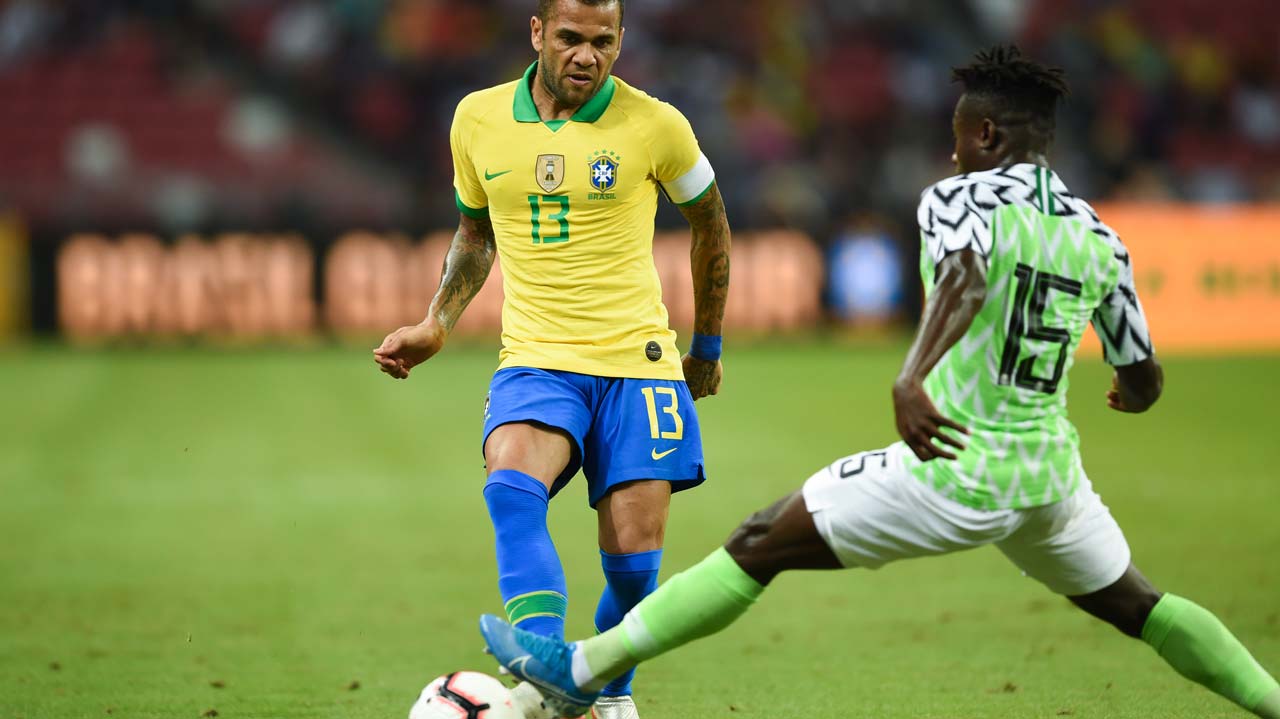 Neymar Limps Off As Brazil - Nigeria Match Ends In Draw