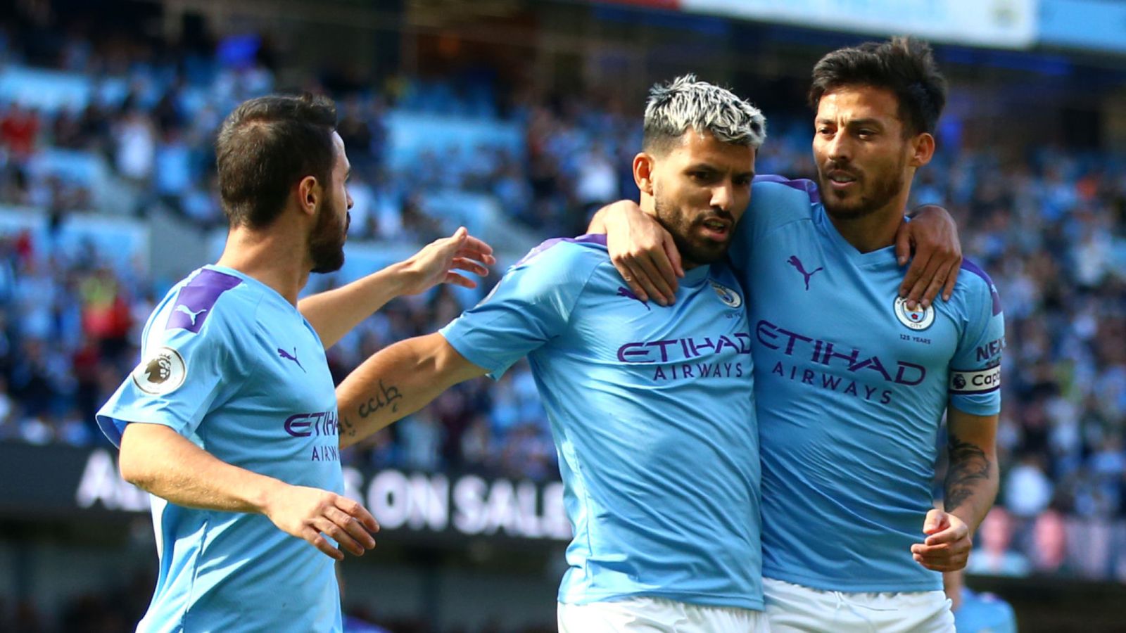 Late Turnaround Keeps Man City On Liverpool’s Tails