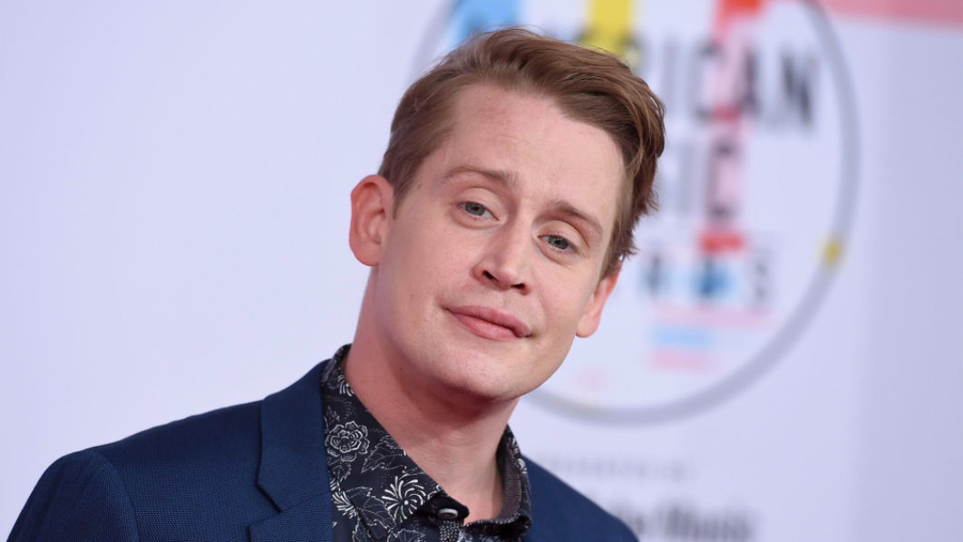 Macaulay Culkin arrives at the American Music Awards, at the Microsoft Theater in Los Angeles 