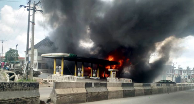 30 Vehicles Burnt In NNPC Filling Station Fire – LASEMA