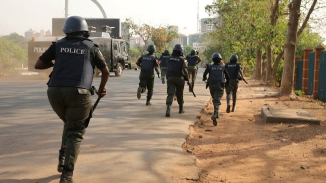 Police, Anambra Journalists In A Showdown Over Lockdown