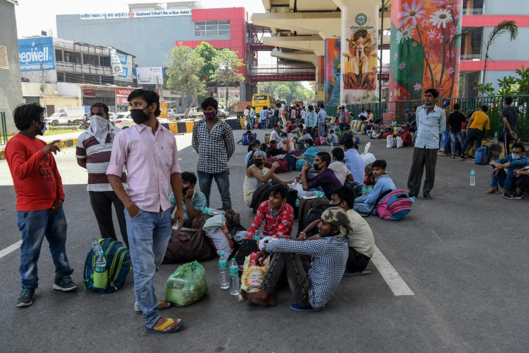 30 migrant workers killed in India lockdown crashes