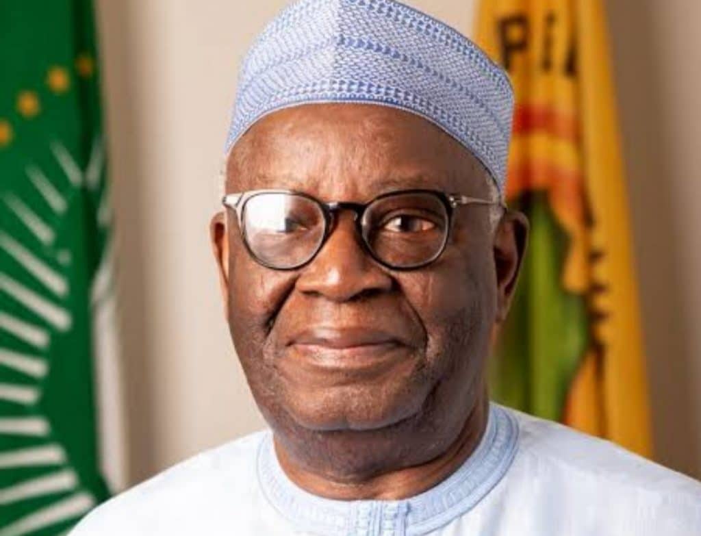 Nigerian Governors Send Message To Gambari