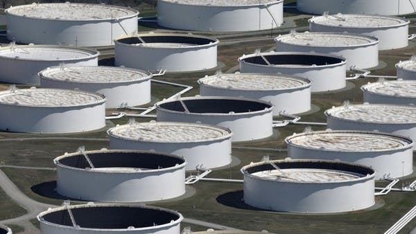 Oil Glut Drives Oil Prices Lower