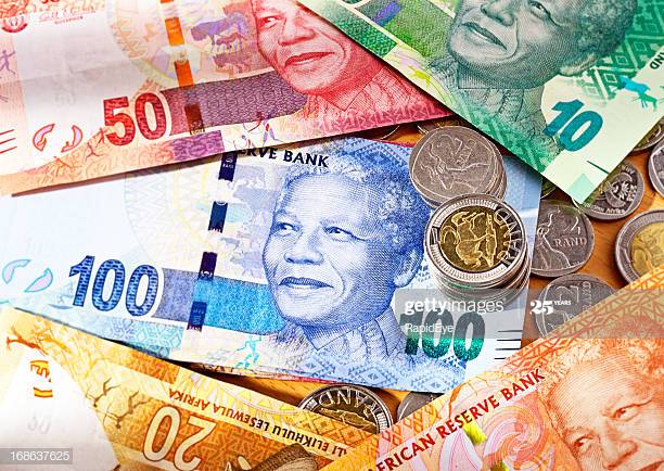 South Africa’s Currency Climbs To 8 Week High Against Dollar