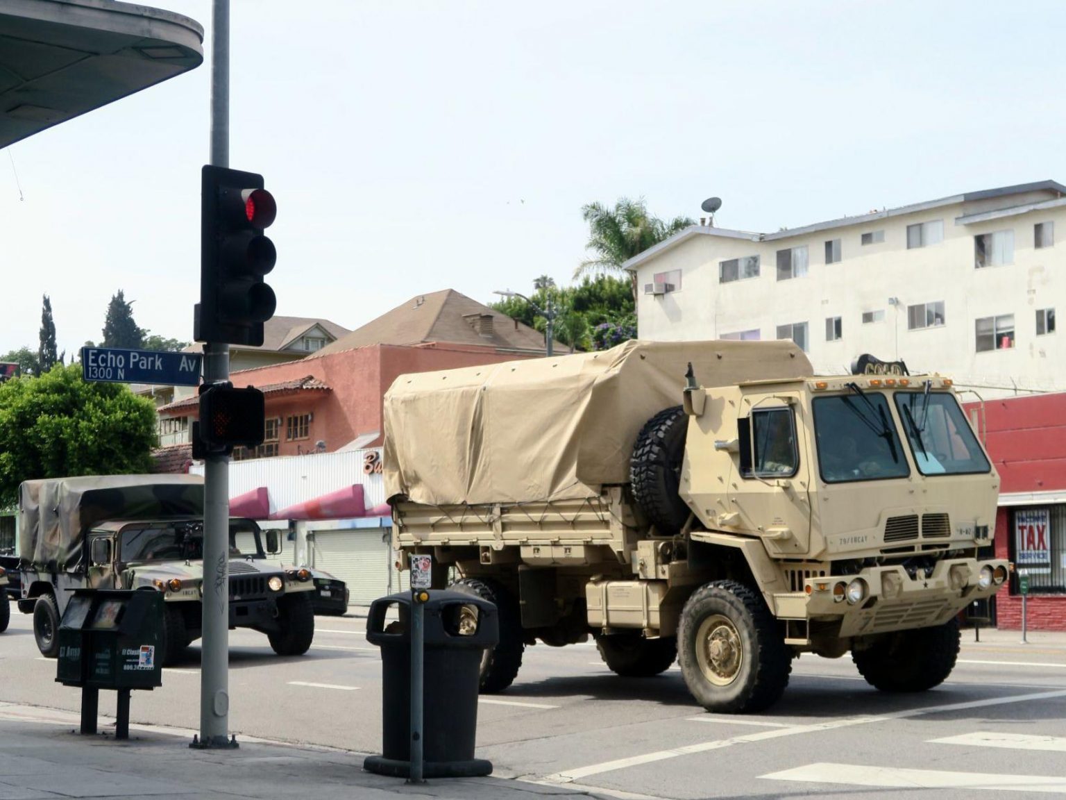 U.S. Cities Extend Curfews, Deploy Soldiers As Street Anger Mounts