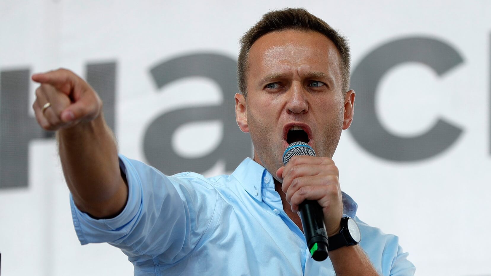 Navalny Out Of Medically Induced Coma – Berlin Hospital