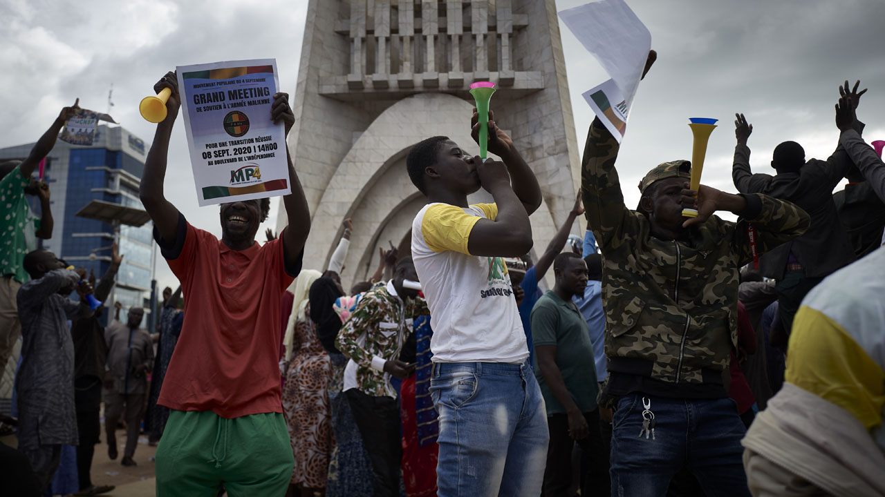 West Africa leaders press Mali junta over transition