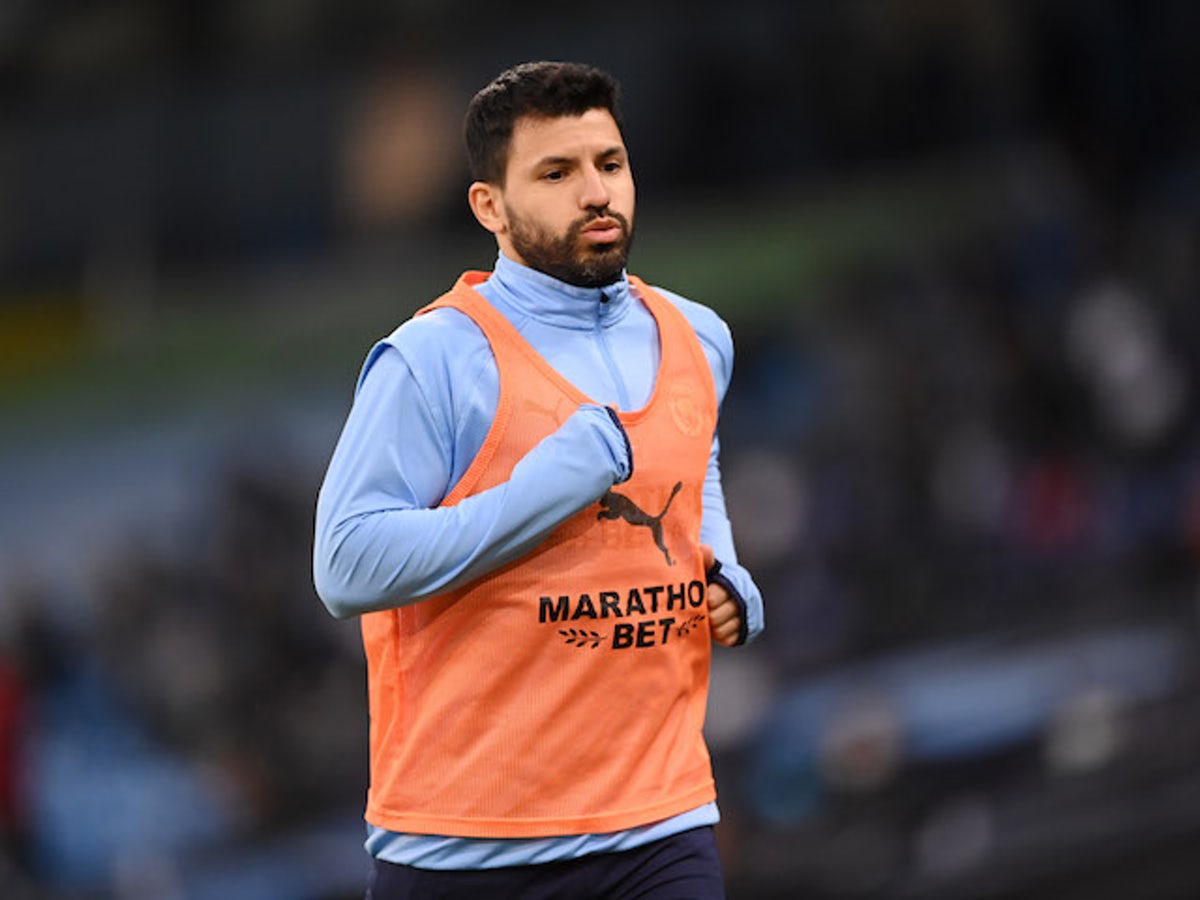 Barcelona Offer Aguero Two-Year Contract