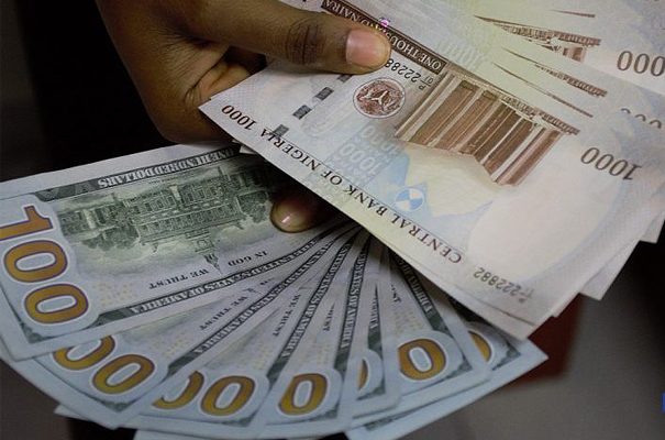 Naira slumps to record N540 per US Dollar