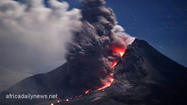 Hundreds Flee Homes As Volcano Erupts In Indonesia