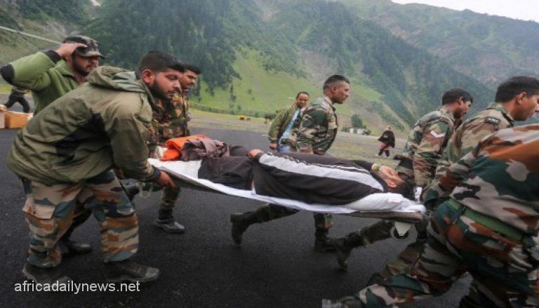 16 Die As Flash Floods Hit Indian Kashmir Pilgrimage Site
