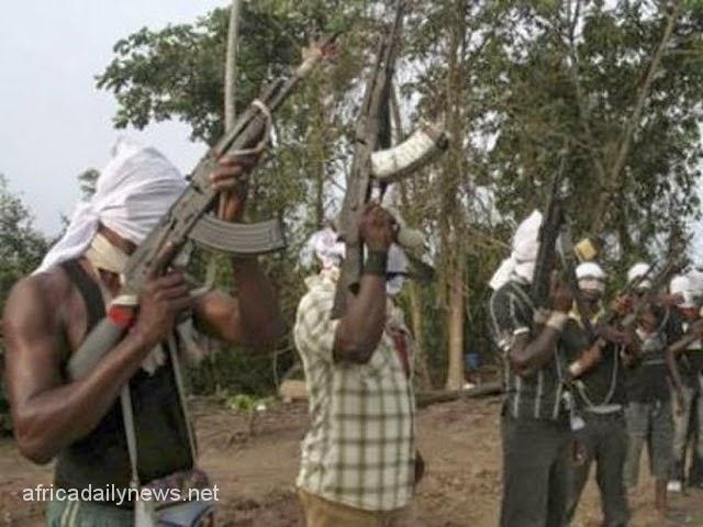 Panic As Unknown Gunmen Abduct 32 Travellers In Ondo